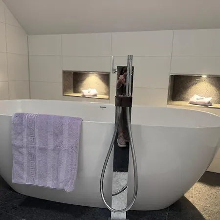 Exklusiv Am Lech Ihre Premium-ferienwohnung Daire *